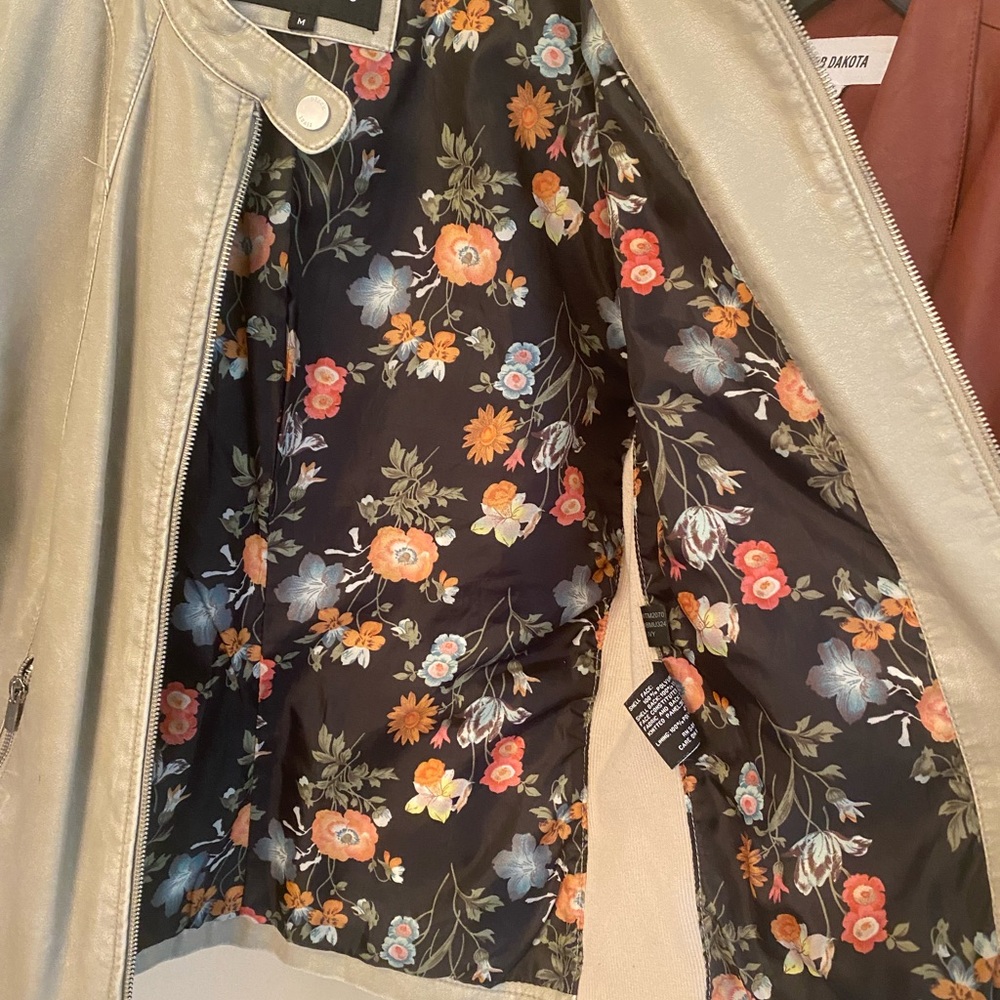 LEATHER JACKET - Picture 3 of 7
